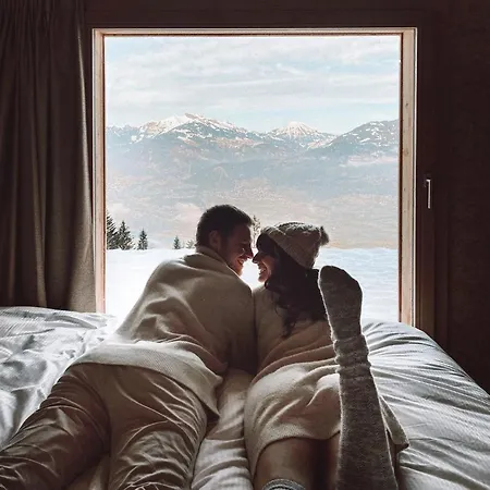 Whitepod Original Hotel 4*