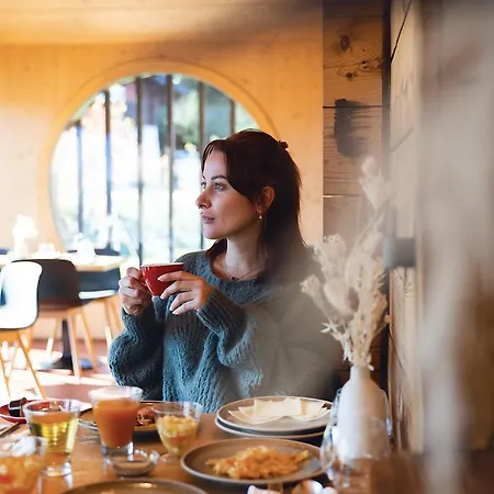 Whitepod Original Hotel