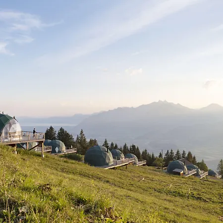 Whitepod Original Hotel Monthey