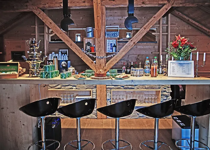 Отель Whitepod Original 4*