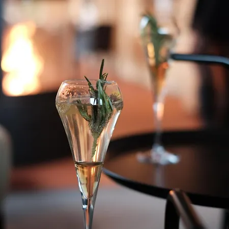 Ξενοδοχείο Whitepod Original