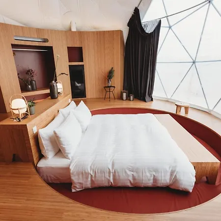 Otel Whitepod Original 4*